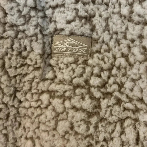 Women’s RIP-CURL🔥size Large zip up Jacket with hood and pockets soft as butter - Picture 3 of 5